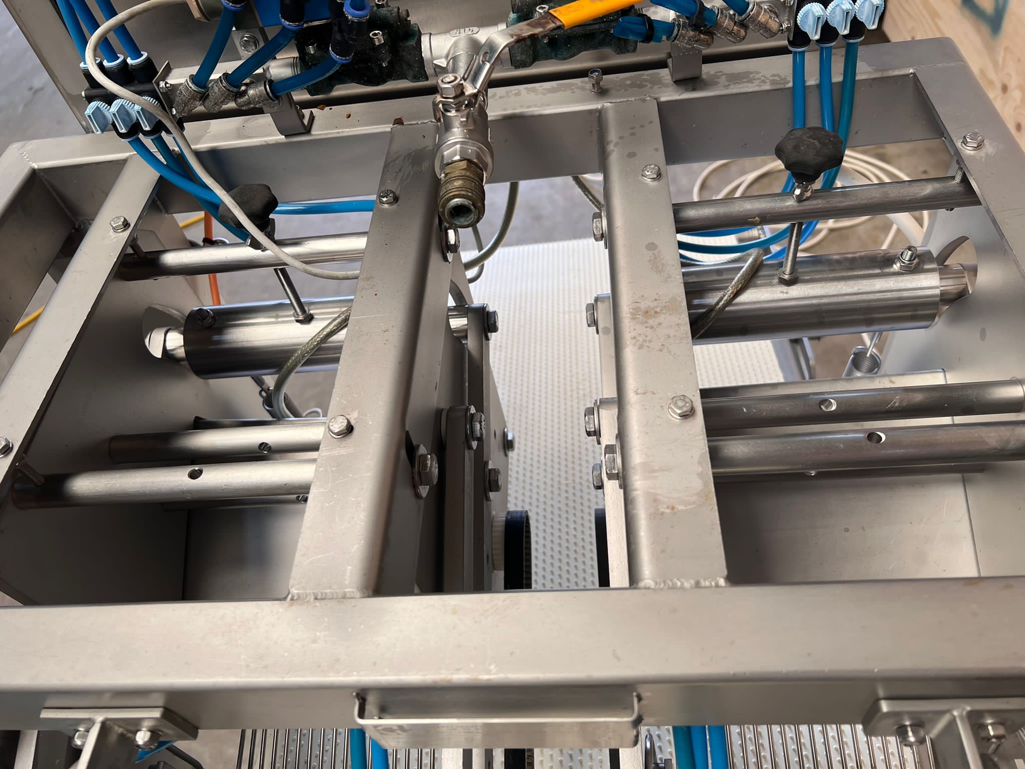 Carnitech CT2612 máquina para extraer espinas de dos líneas - Imagen 6