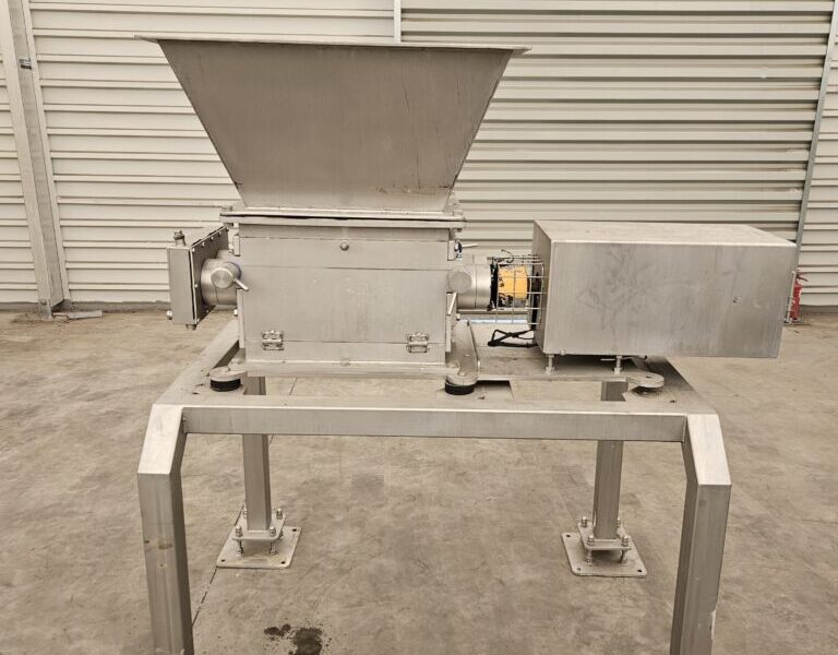 Chicken foot grinder