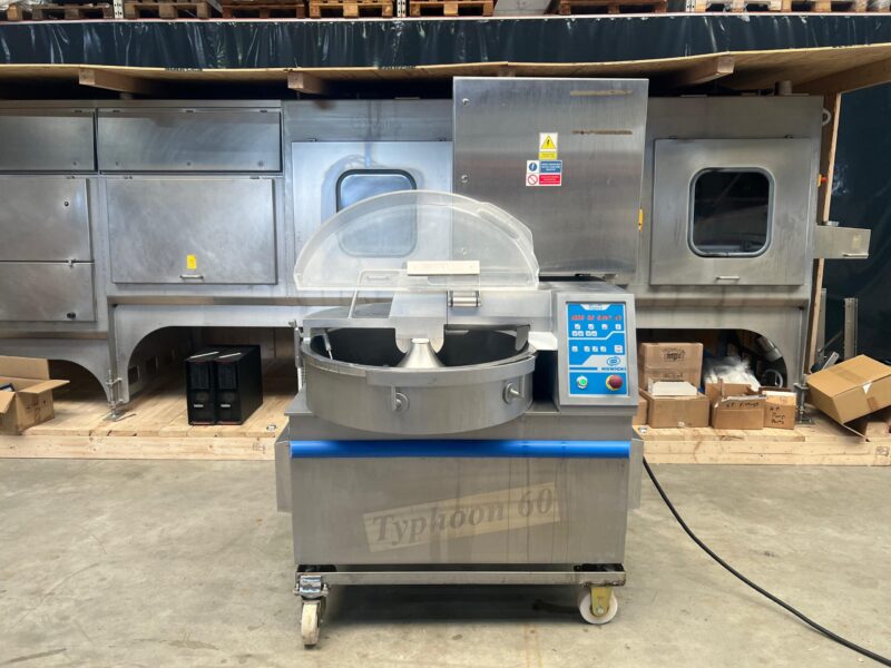 Bowlcutter Nowicki Typhoon KN-60