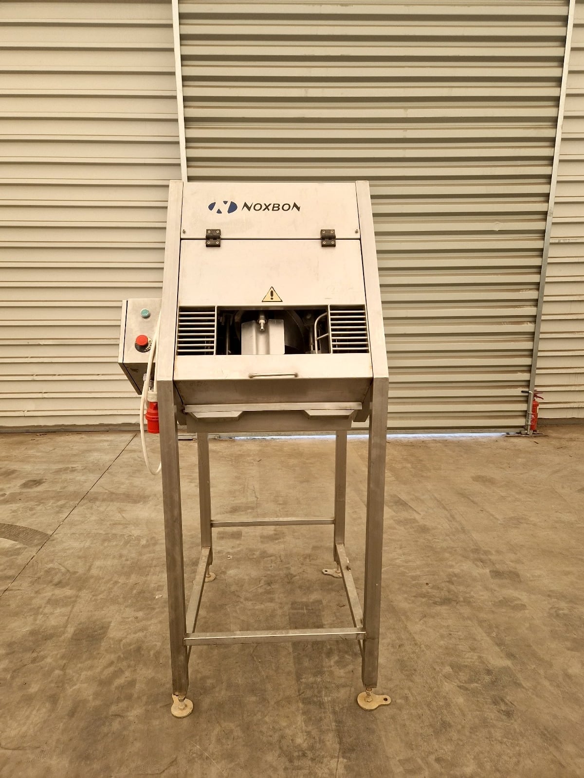 Nox-Bon DSH-5 thigh and drumstick deboning machine