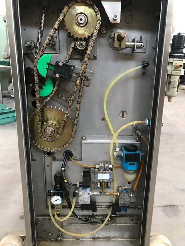 Membrane skinning machine MAJA EVM 3000 - Image 2