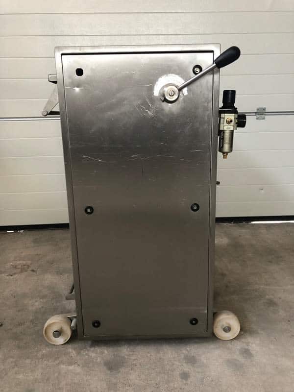 Membrane skinning machine MAJA EVM 3000 - Image 6
