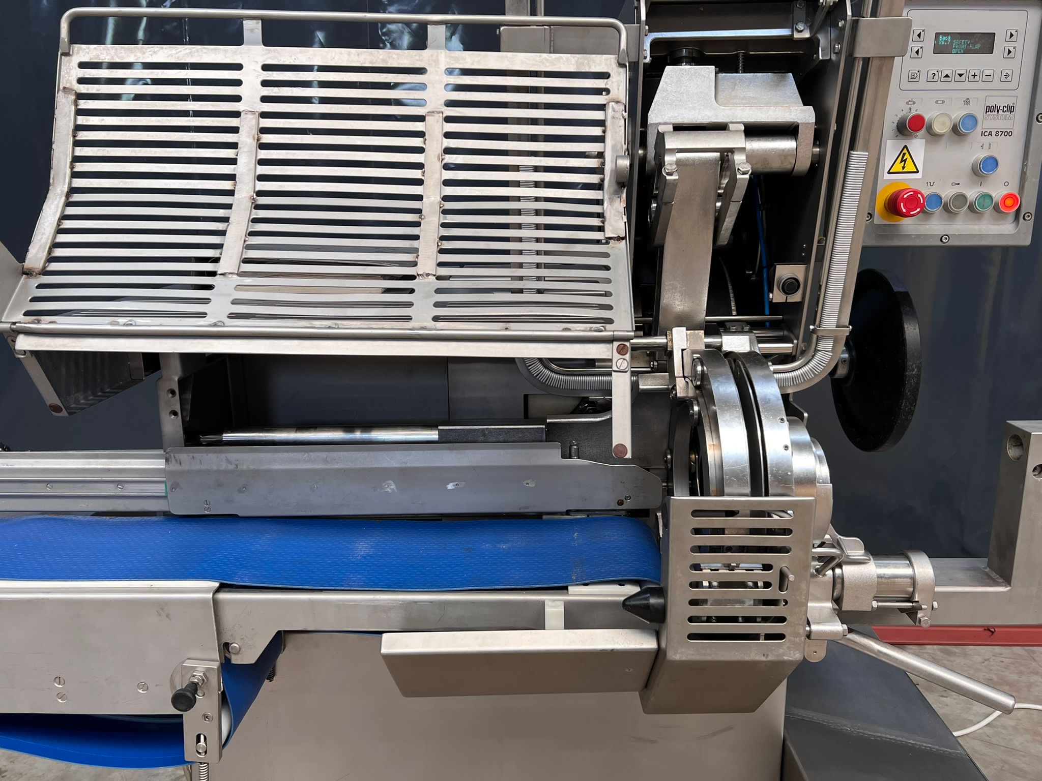 Automatic clipper Poly Clip ICA 8700 - Image 5