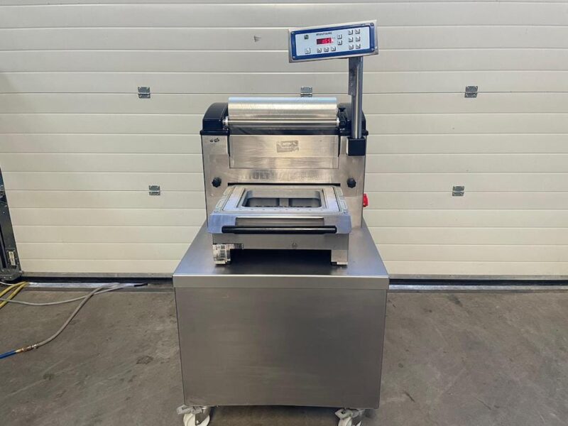 Multivac T200 – tray packaging device