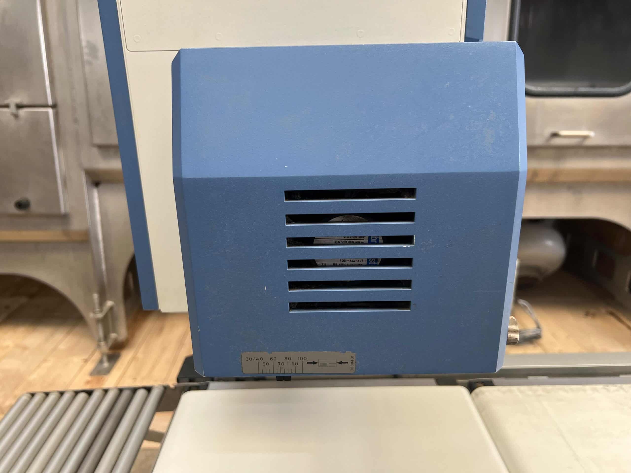 Bizerba GLM-Emaxx 50 báscula-etiquetadora automática - Imagen 2