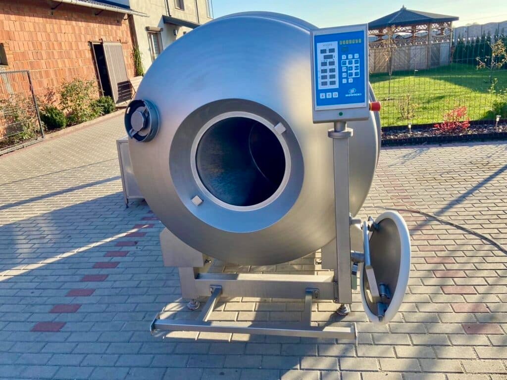 Nowicki tumbler with chiller – 2000 liters - Image 5