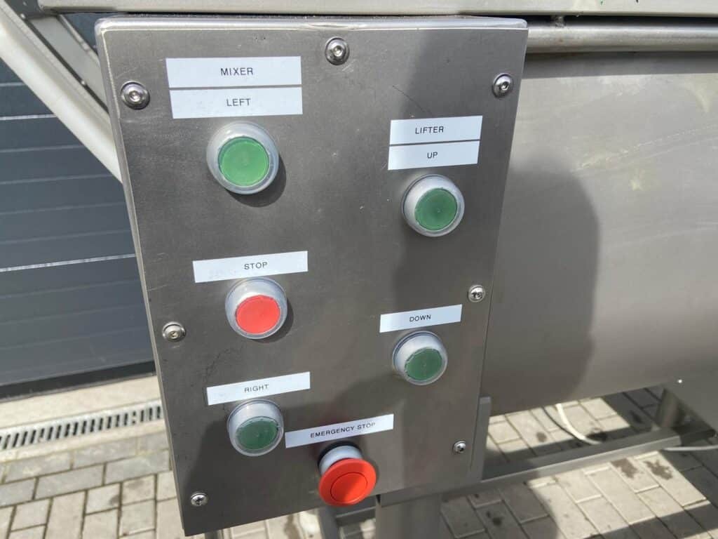 Mezclador de paletas Risco con cargador - Imagen 4