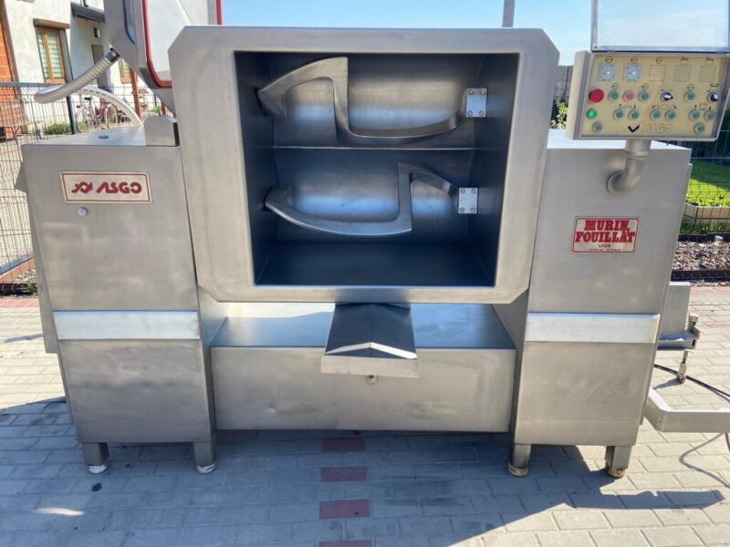 Mezclador basculante de 450 litros tipo „Z” con vacío