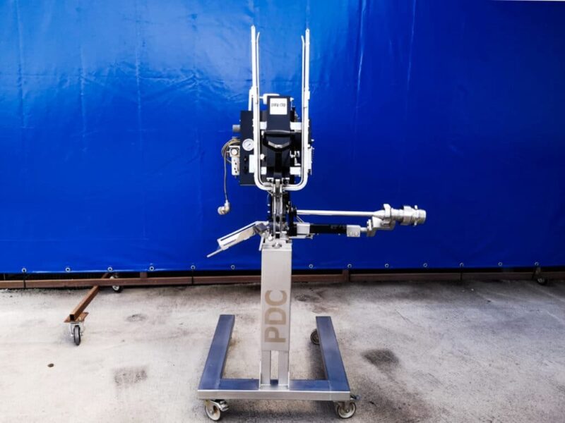 Der halbautomatische Clipper Poly Clip PDC 700