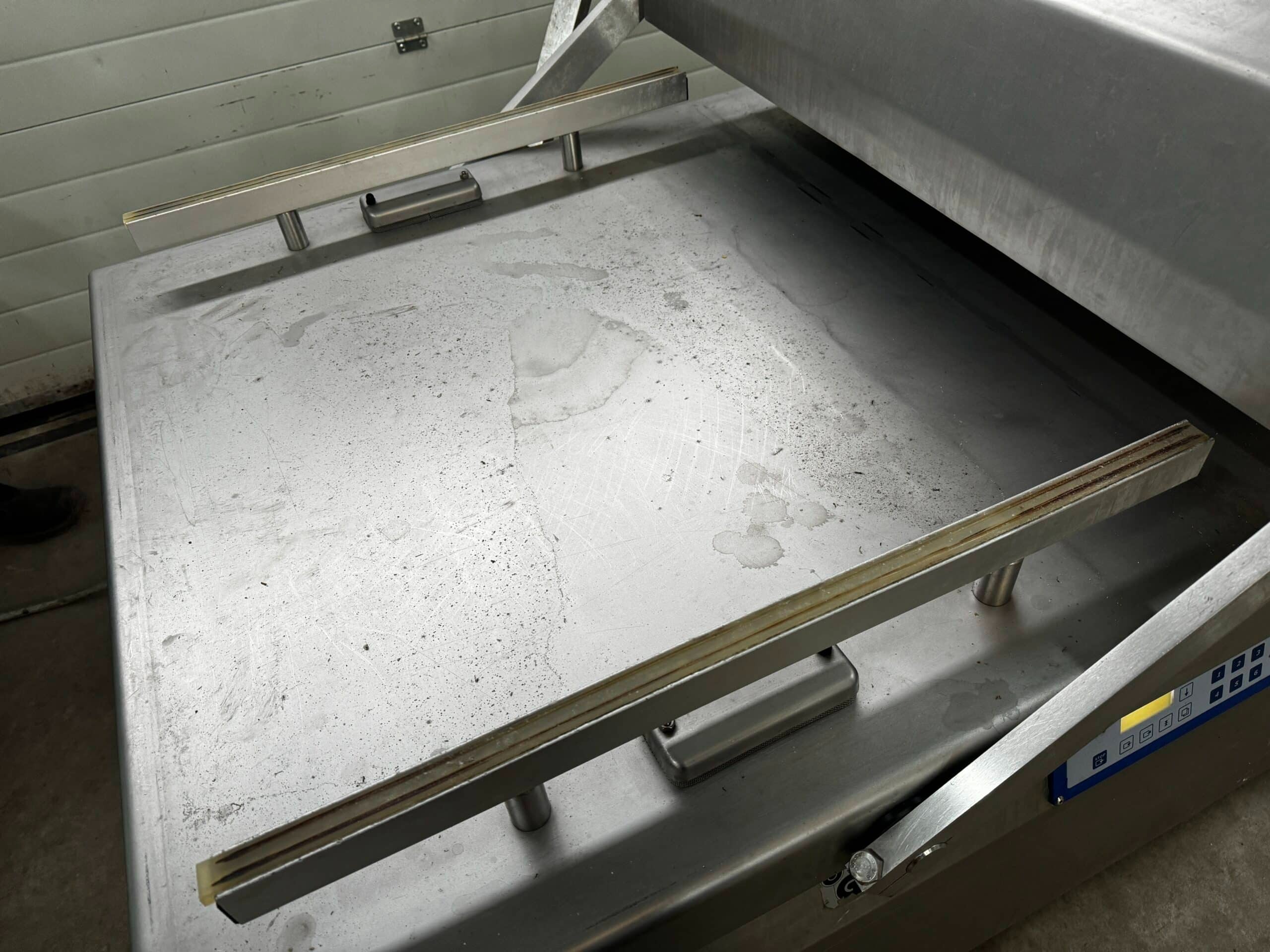 Double chamber vacuum packaging machine Multivac C500 - Image 2
