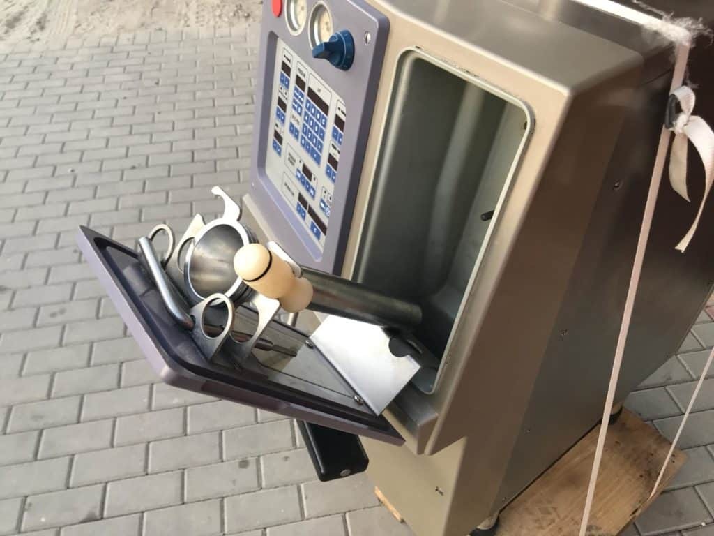 Nadziewarka próżniowa Handtmann VF 50 - obrazek 10